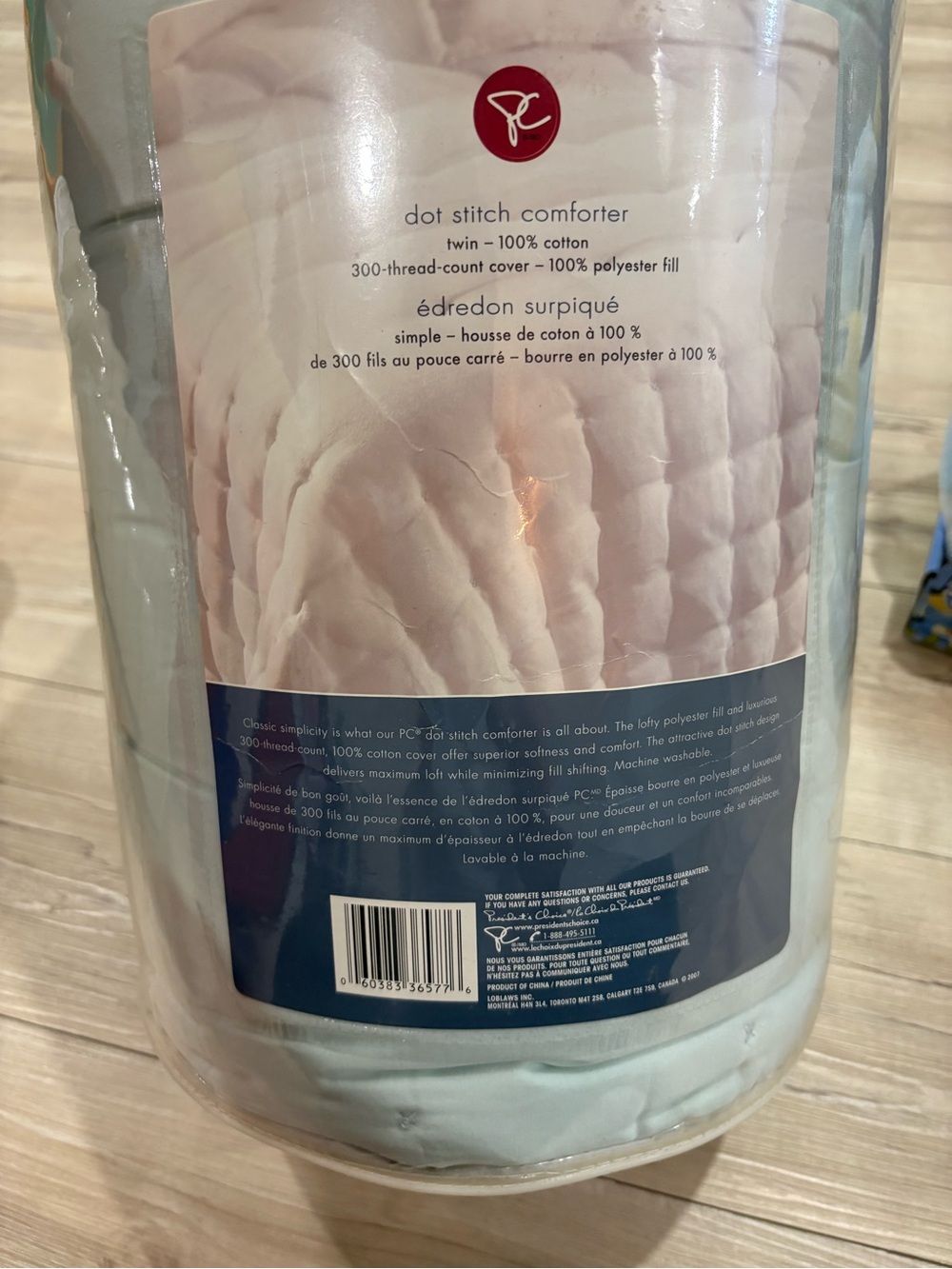 NWT Twin 100% Cotton Twin Comforter